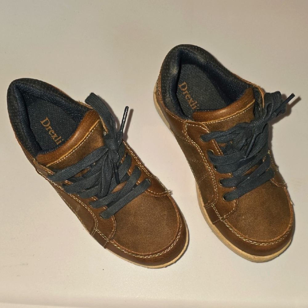 Drexlite Dressy Brown Kids Shoes with Navy Laces